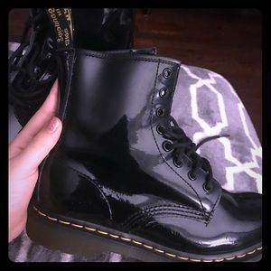 Dr.Martens Black Patent 🖤